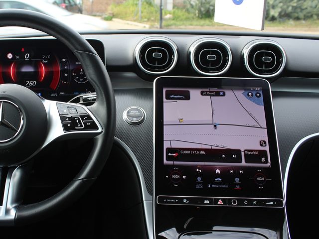MERCEDES-BENZ C 200 usata, con USB