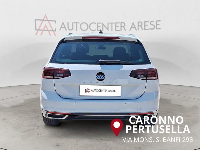 VOLKSWAGEN Passat Variant usata, con Alzacristalli elettrici