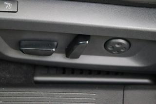 NISSAN Qashqai usata, con Fari LED