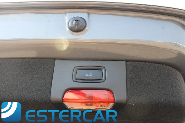 PORSCHE Cayenne usata, con MP3