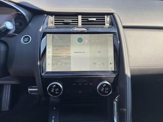 JAGUAR E-Pace usata, con Gancio traino