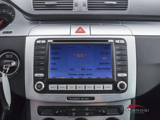 VOLKSWAGEN Passat usata 13