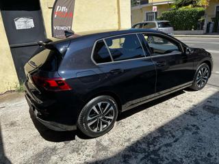VOLKSWAGEN Golf usata, con Autoradio