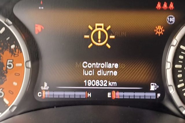JEEP Renegade usata, con Cruise Control