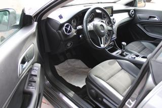 MERCEDES-BENZ CLA 200 usata, con Climatizzatore
