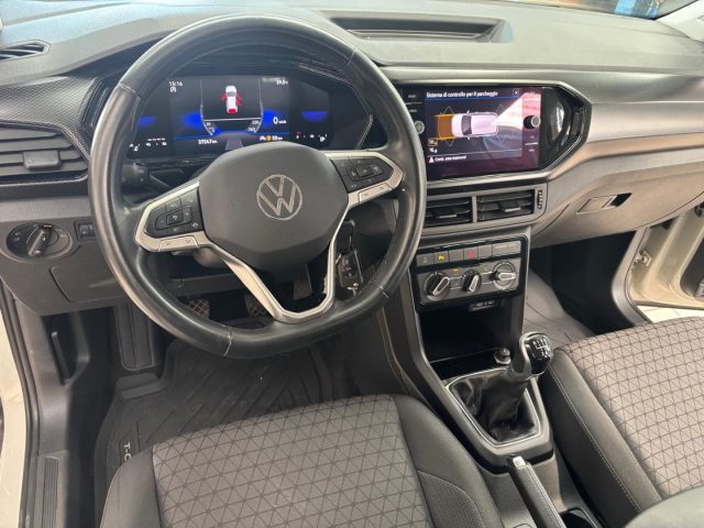 VOLKSWAGEN T-Cross usata, con USB