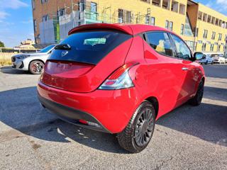 LANCIA Ypsilon usata, con Autoradio