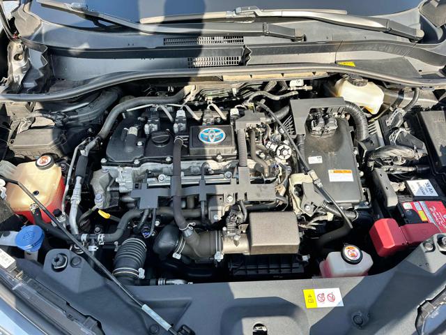 TOYOTA C-HR usata, con Sensori di parcheggio posteriori