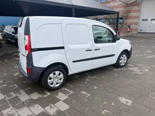 RENAULT Kangoo usata, con Autoradio
