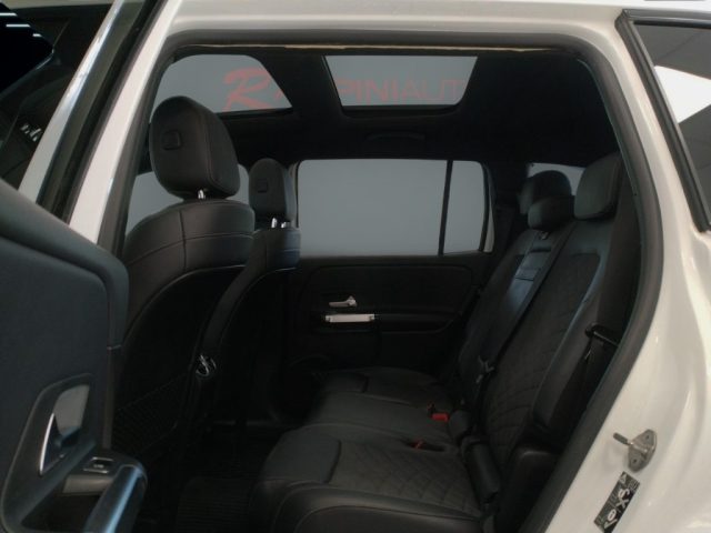 MERCEDES-BENZ GLB 200 usata 17