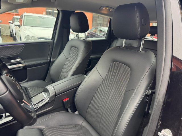 MERCEDES-BENZ B 180 usata, con Volante in pelle
