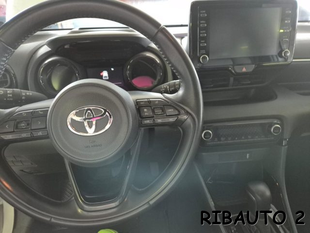 TOYOTA Yaris usata, con Sedile posteriore sdoppiato