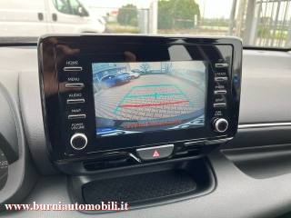 TOYOTA Yaris usata, con Touch screen