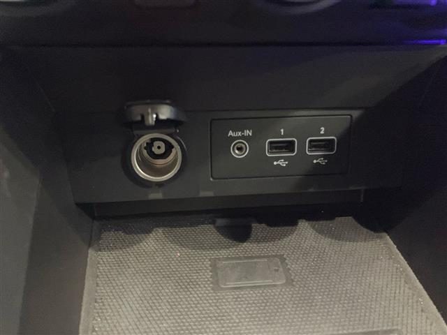 RENAULT Clio usata 21