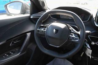 PEUGEOT 2008 usata, con Sistema di navigazione