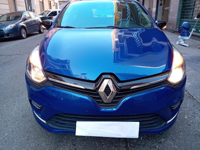 RENAULT Clio usata, con Airbag