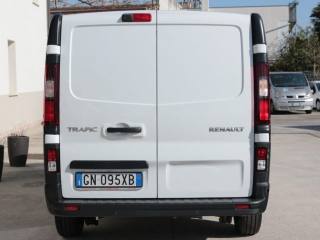 RENAULT Trafic usata, con Alzacristalli elettrici