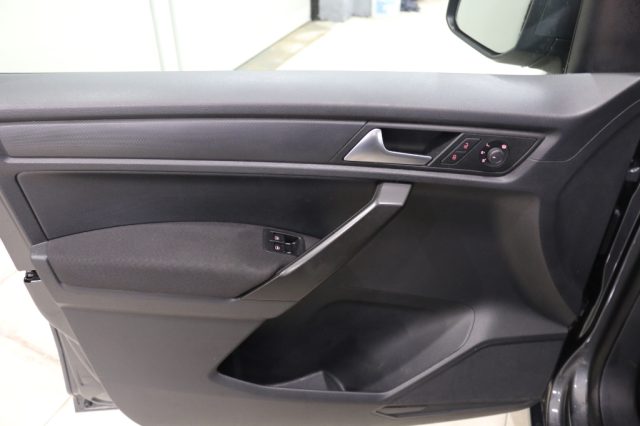 VOLKSWAGEN Caddy usata, con Sensore di luce