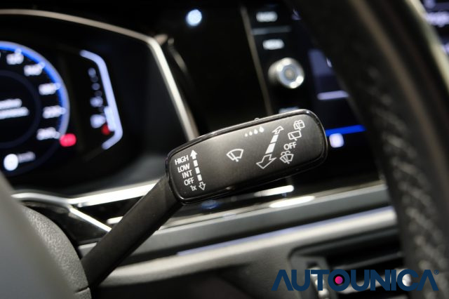 VOLKSWAGEN Taigo usata, con Controllo elettronico della corsia