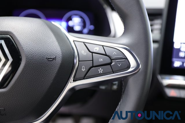RENAULT Captur usata, con Touch screen