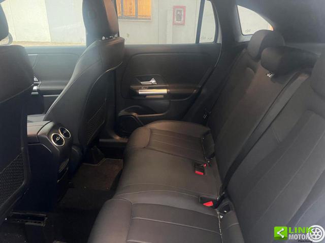 MERCEDES-BENZ GLA 250 usata, con Volante in pelle