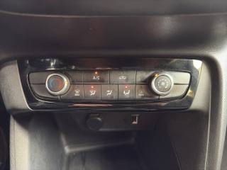 OPEL Corsa usata, con Bluetooth