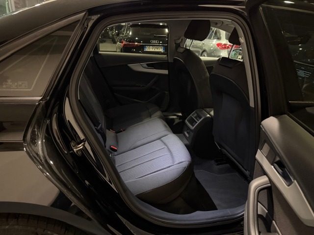 AUDI A4 usata, con Vetri oscurati