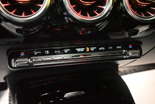 MERCEDES-BENZ CLA 45 AMG usata 43