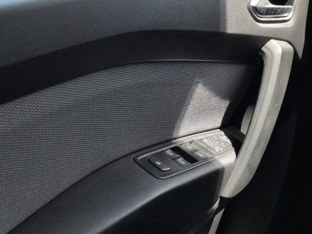 RENAULT Kangoo usata, con Controllo vocale