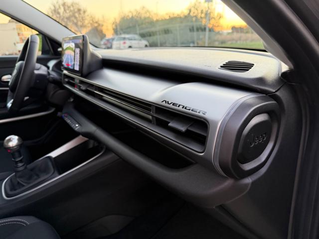 JEEP Avenger usata, con Interni in pelle