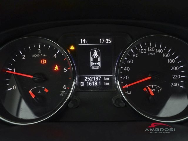 NISSAN Qashqai usata 12