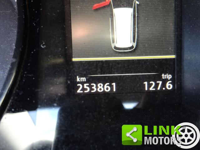 VOLKSWAGEN Passat usata, con Controllo trazione