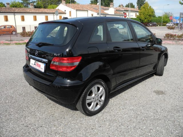 MERCEDES-BENZ B 180 usata 72