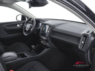 VOLVO XC40 usata 11