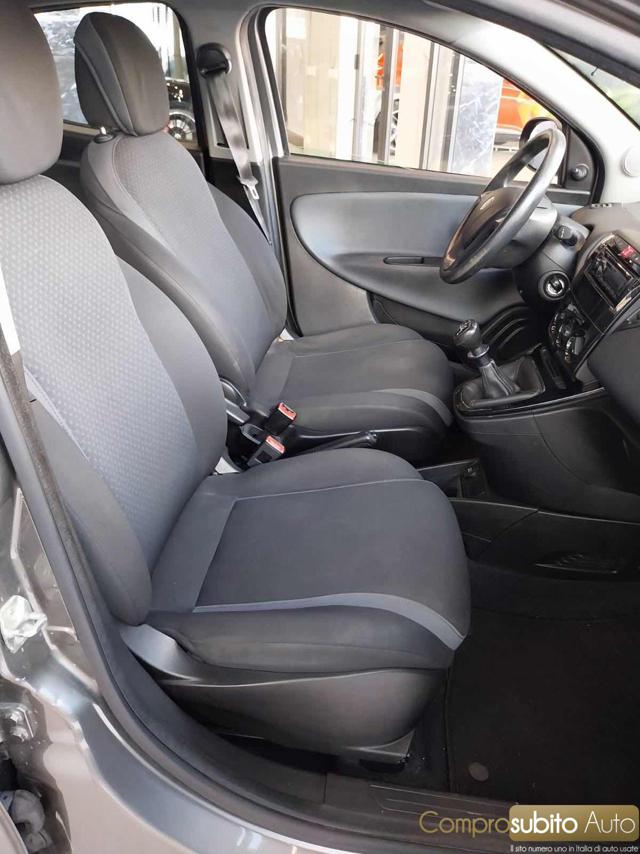 LANCIA Ypsilon usata 12
