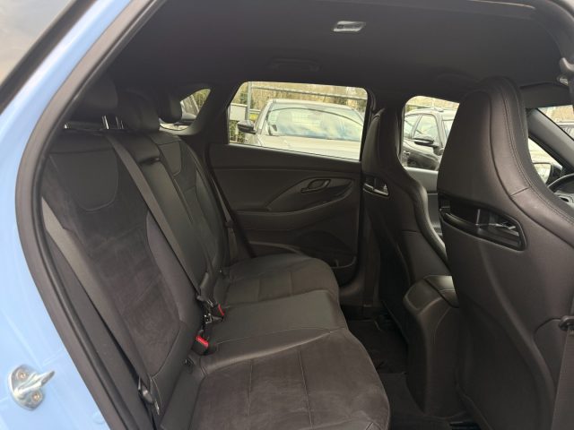 HYUNDAI i30 usata, con Park Distance Control