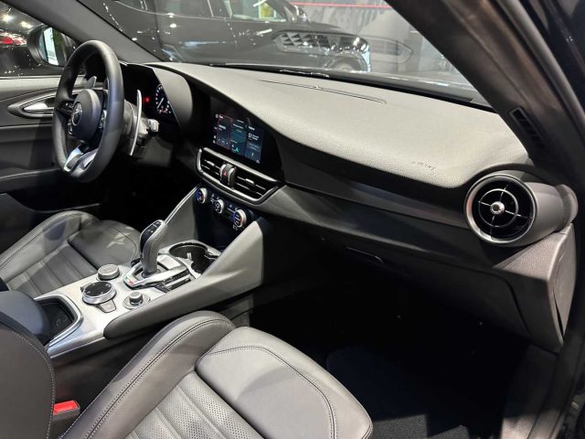 ALFA ROMEO Giulia usata, con Airbag testa