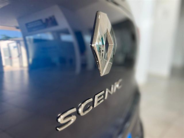 RENAULT Scenic usata, con Isofix