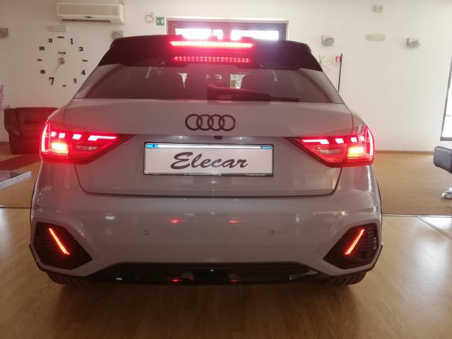 AUDI A1 usata, con Autoradio
