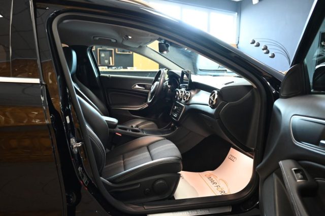 MERCEDES-BENZ GLA 180 usata 9