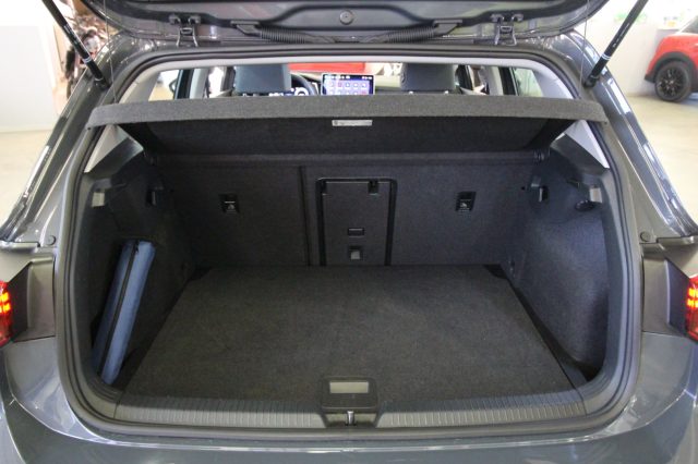 VOLKSWAGEN Golf usata, con Sedile posteriore sdoppiato