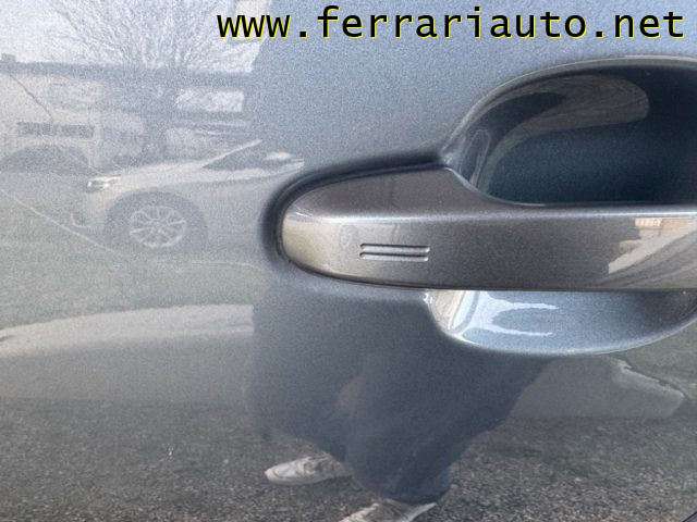 TOYOTA C-HR usata, con Park Distance Control