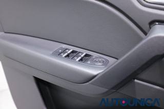 RENAULT Captur usata, con Sensori di parcheggio posteriori