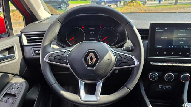 RENAULT Clio usata, con Volante in pelle