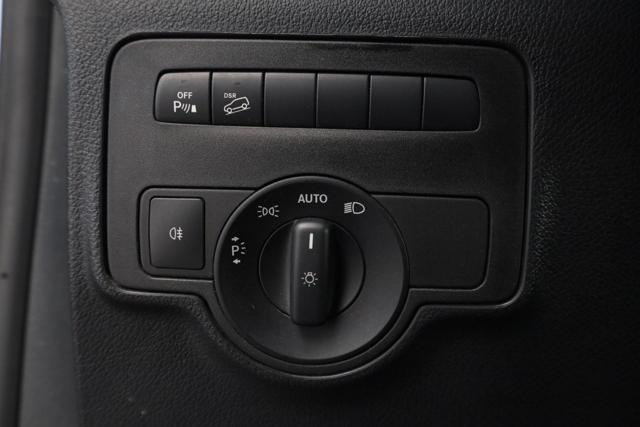 MERCEDES-BENZ Vito usata, con Luci diurne LED