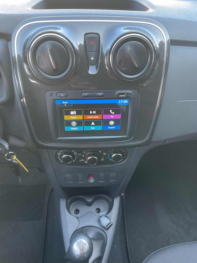 DACIA Sandero usata, con Touch screen