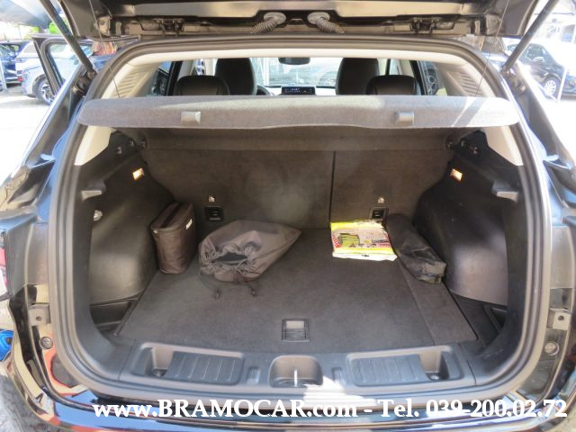 JEEP Compass usata, con Sedile posteriore sdoppiato