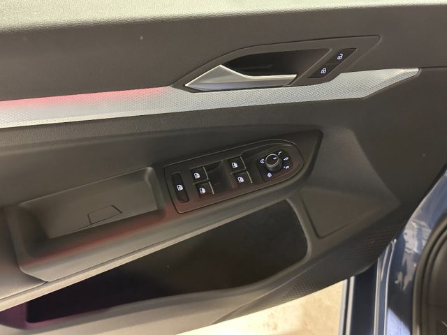 VOLKSWAGEN Golf usata, con Vetri oscurati