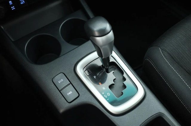 TOYOTA Hilux usata, con Cruise Control