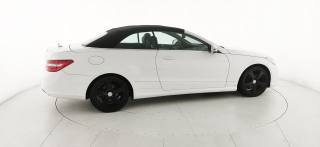 MERCEDES-BENZ E 220 usata 48